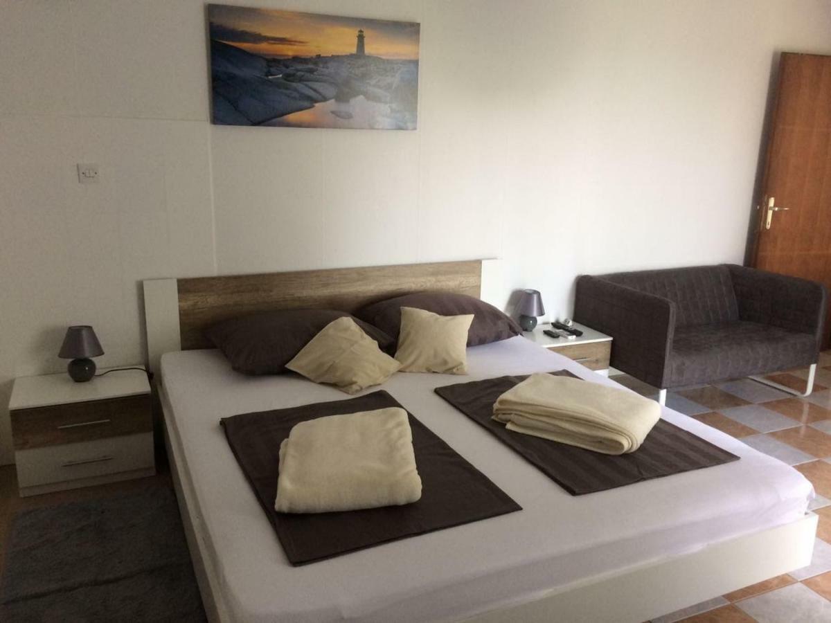 Apartmani Dana Sukošan Bagian luar foto